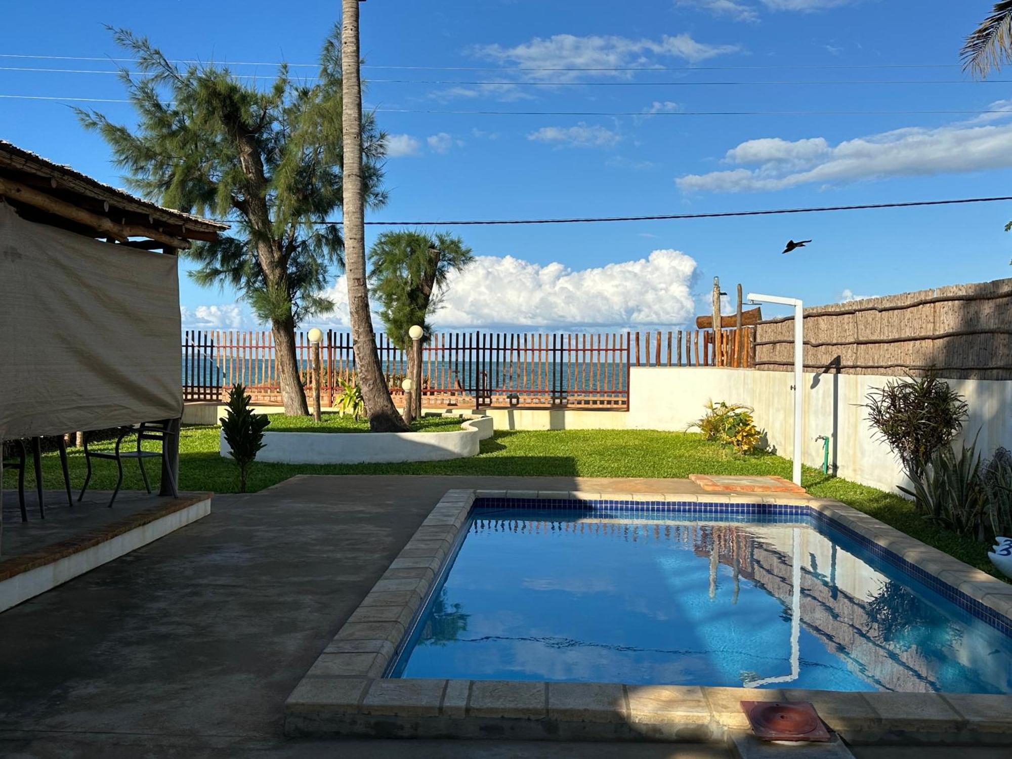 וילנקולוס Telvina Beach Lodge מראה חיצוני תמונה