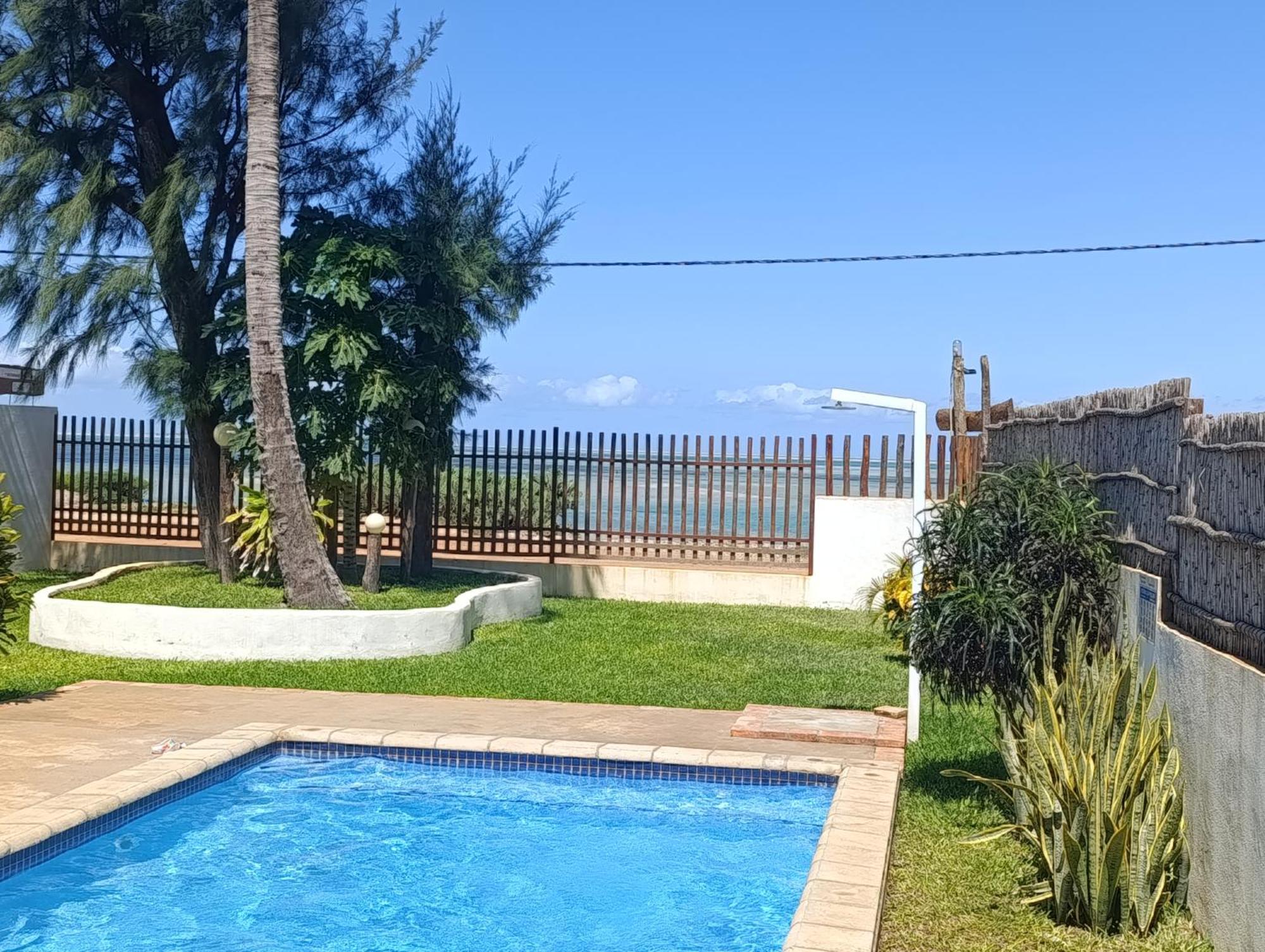 וילנקולוס Telvina Beach Lodge מראה חיצוני תמונה